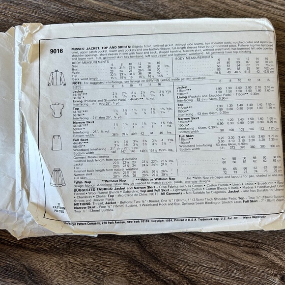 1980’s McCall’s 9016 Liz Claiborne Sewing Patterns - Picture 2 of 4
